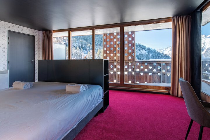 Room 43 of 91