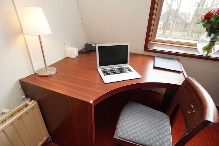 Room 18 of 65