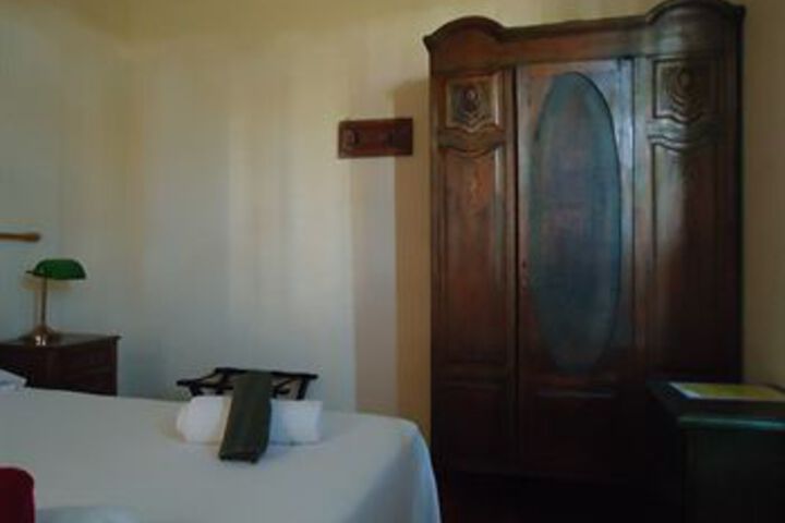 Room 12 of 20