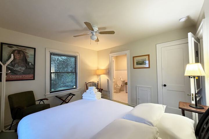 Room 9 of 62