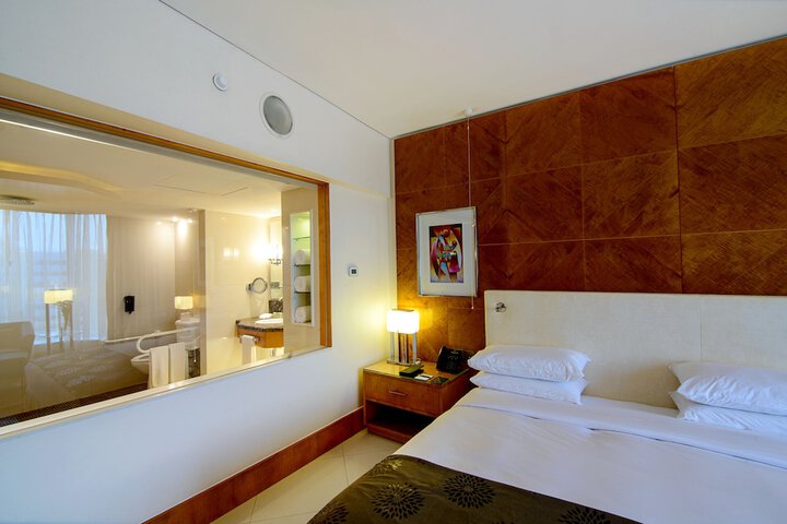 Room 9 of 64