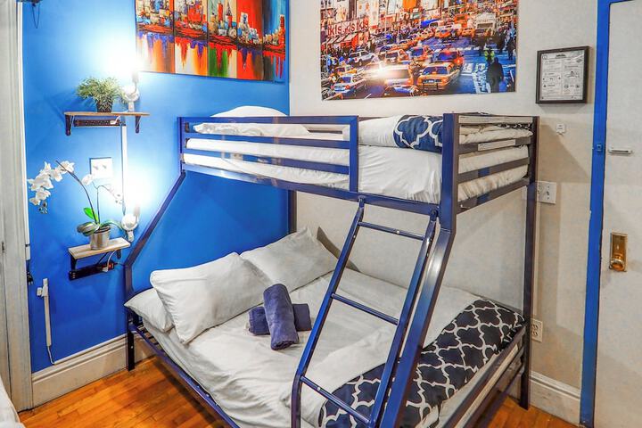 Room 35 of 268