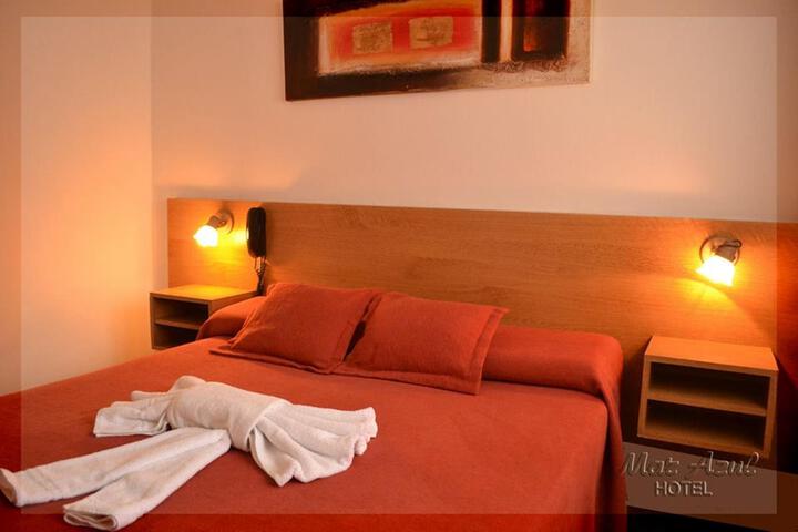 Room 18 of 28
