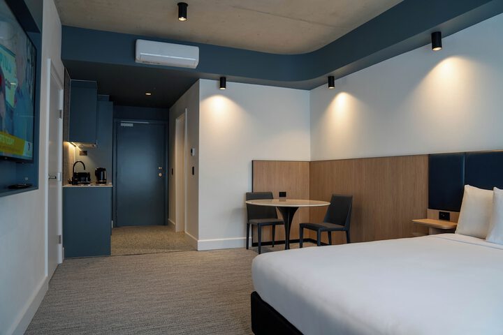 Room 37 of 59