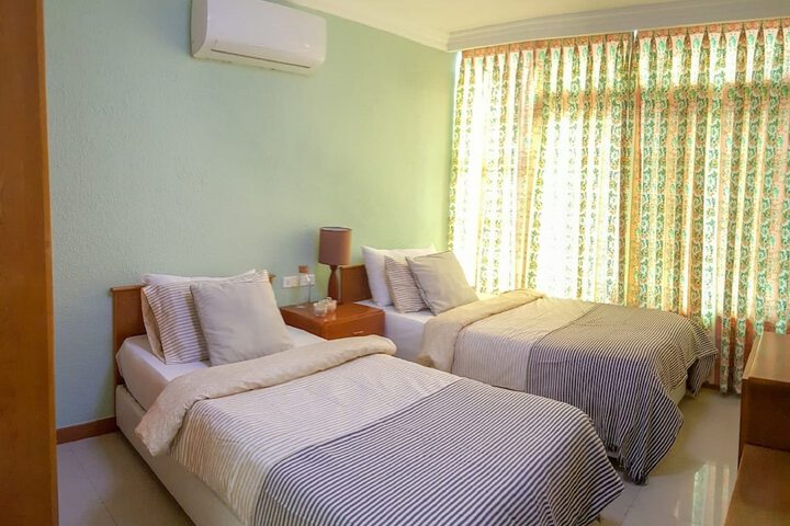 Room 7 of 36