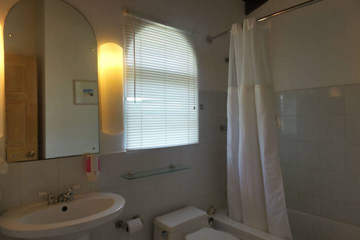 Room 18 of 35