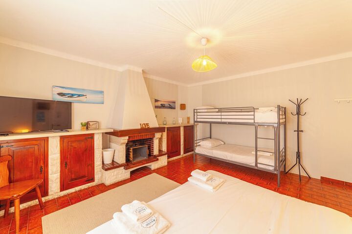 Room 31 of 194