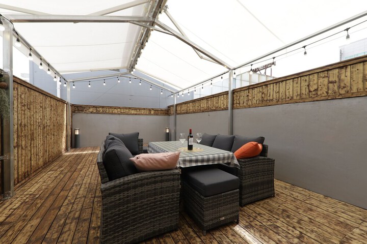 Terrace/Patio 33 of 64