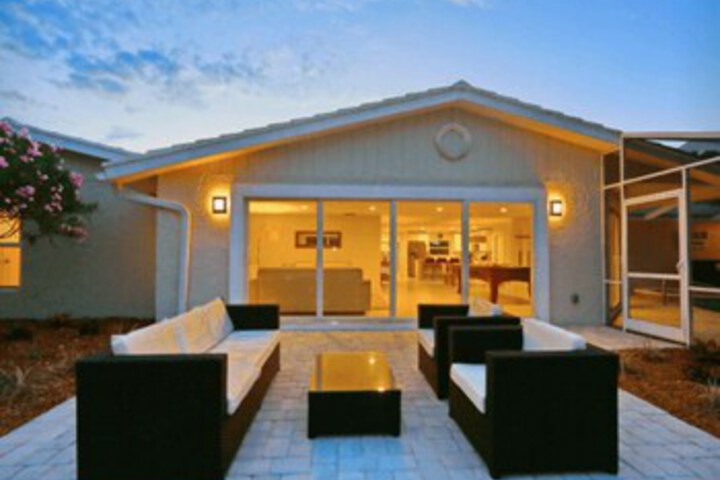 Terrace/Patio 13 of 16