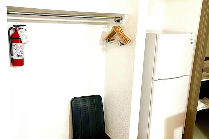 Room 28 of 63