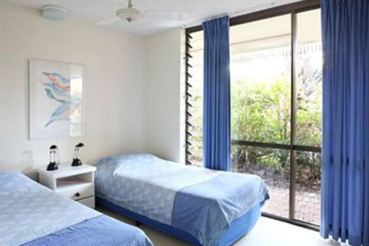 Room 7 of 13
