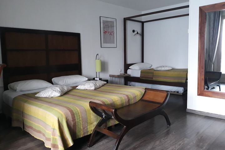 Room 10 of 60