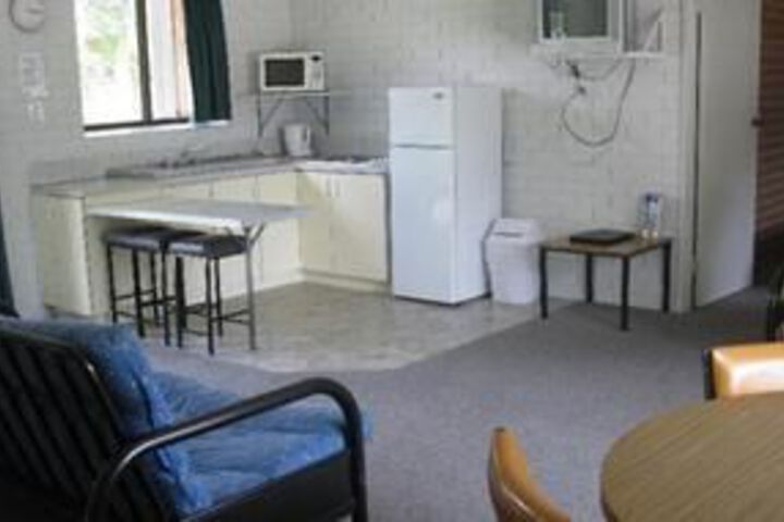 Room 8 of 10