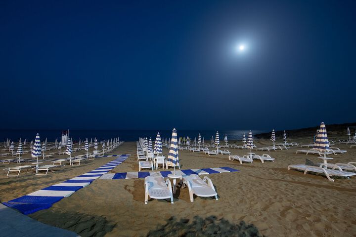 Beach 65 of 89