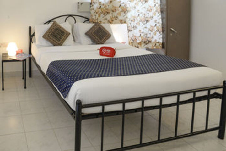 Room 5 of 20