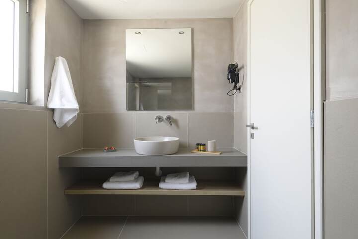 Room 187 of 259