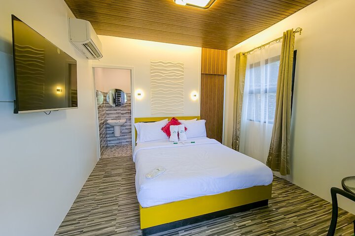 Room 16 of 80