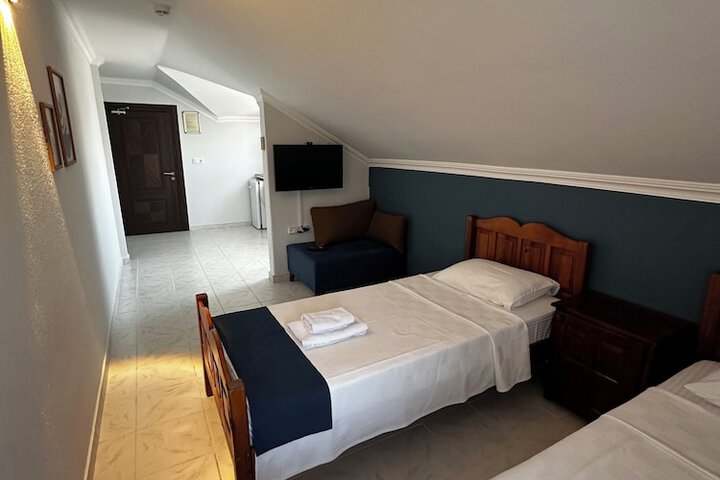Room 18 of 62