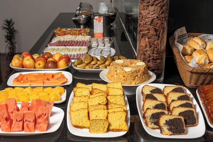 Breakfast/Coffee Service 39 of 46