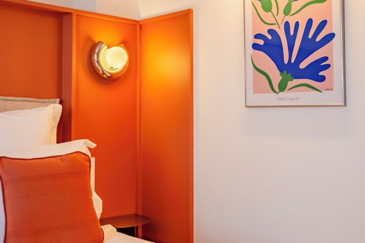 Room 14 of 79
