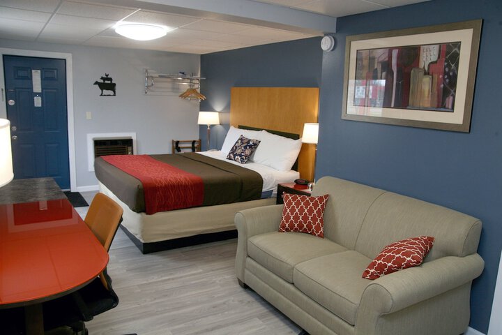 Room 42 of 71