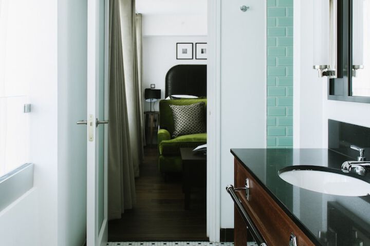 Room 143 of 239