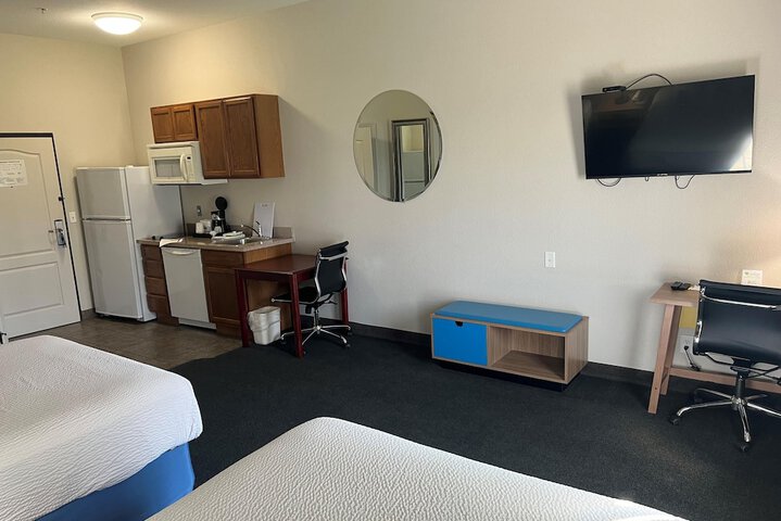 Room 20 of 37