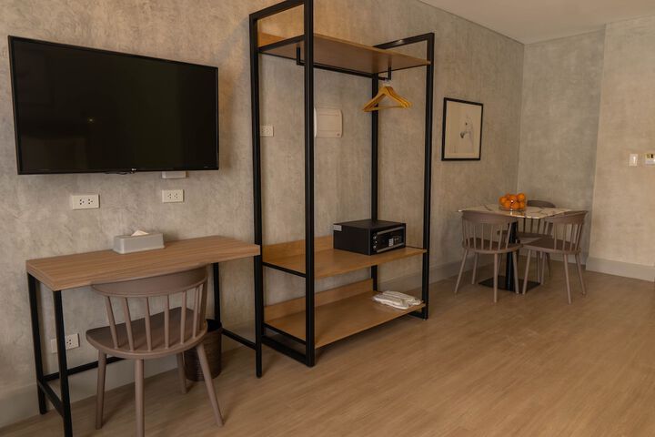 Room 18 of 22