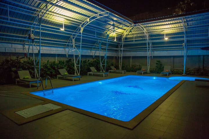 Pool 22 of 54