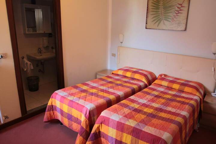 Room 8 of 55