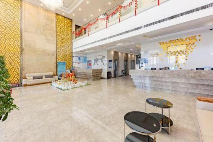 Blue Diamond Hotel