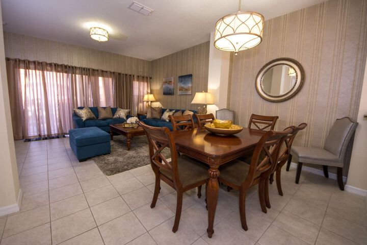 Room 64 of 221