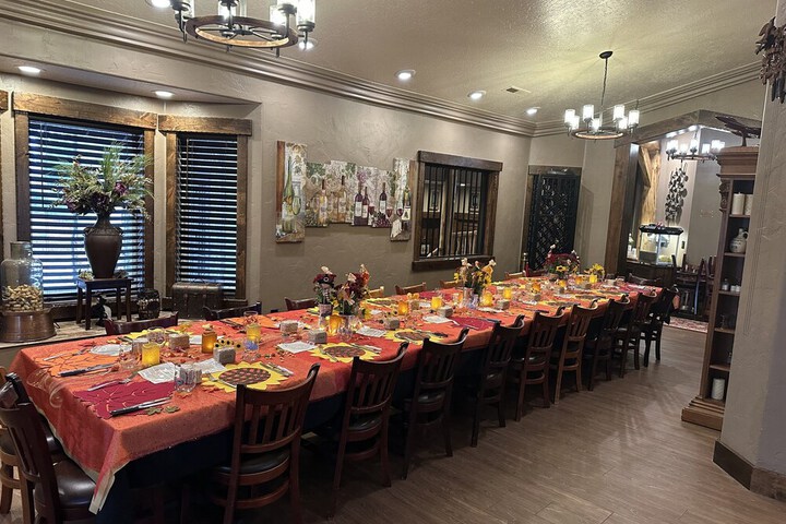 Dining 119 of 225