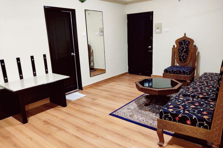 Room 62 of 103