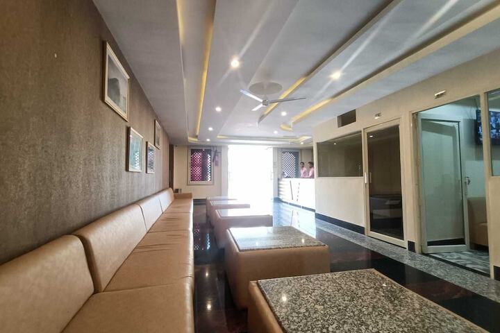 Hotel Interior 7 of 91