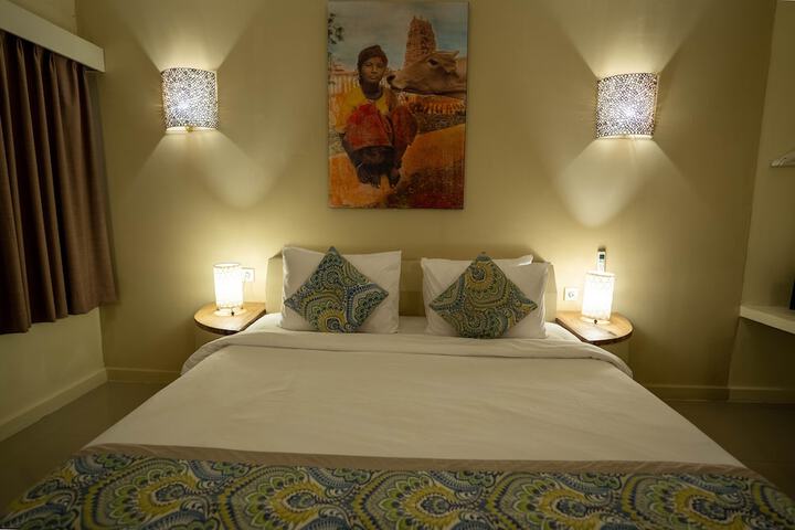 Room 27 of 106