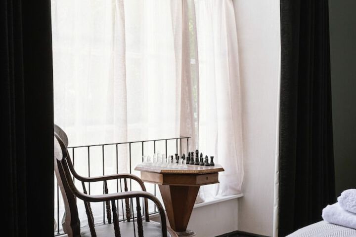 Room 36 of 68
