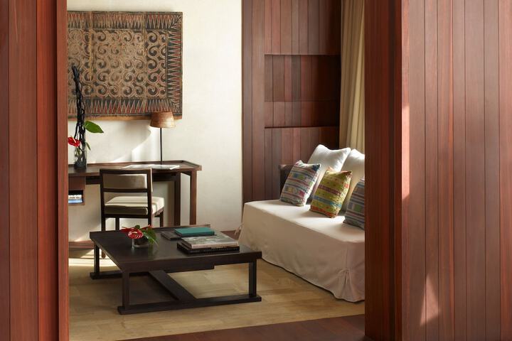 In-room business center