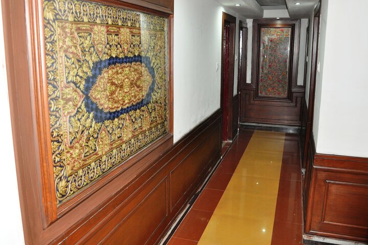 Ballroom/Hall 32 of 50