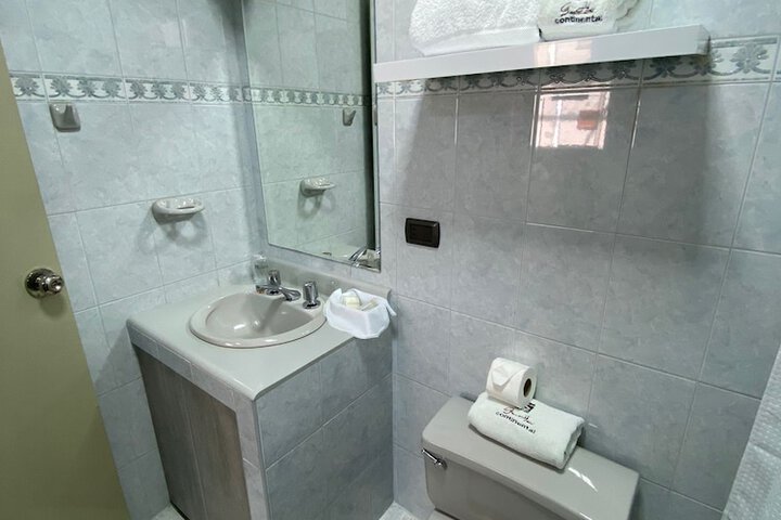Room 20 of 42