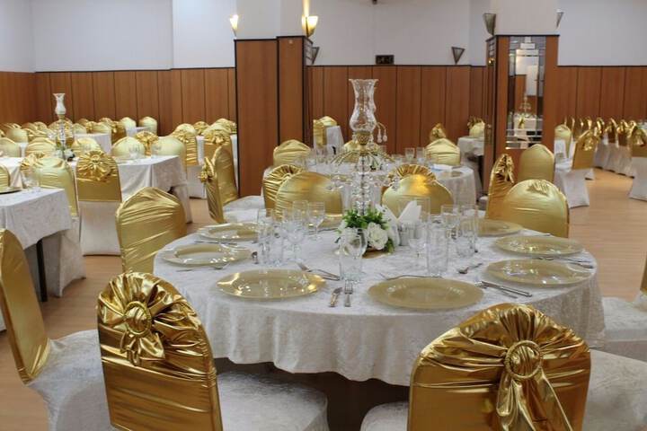 Ballroom/Hall 29 of 34