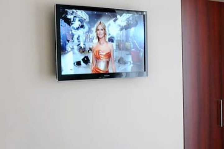Room 49 of 142