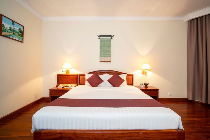Room 32 of 169