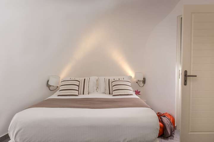 Room 18 of 130
