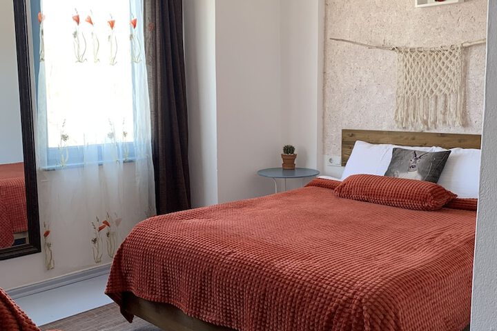 Room 22 of 49