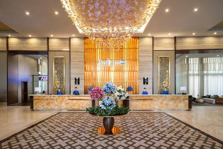 Hotel Lobby