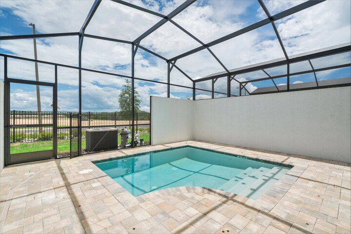 Pool 38 of 51