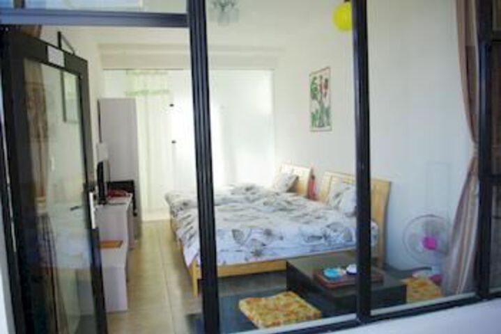 Room 49 of 76