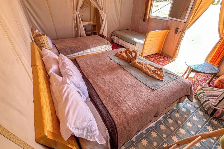 Room 4 of 68