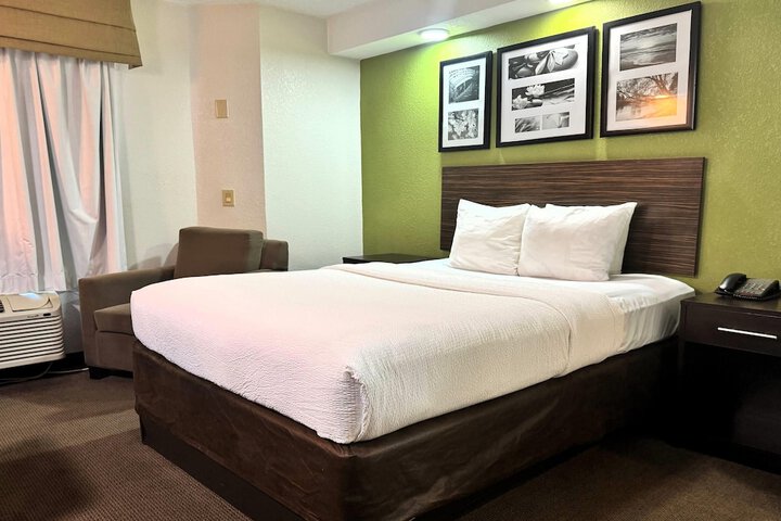 Room 38 of 95